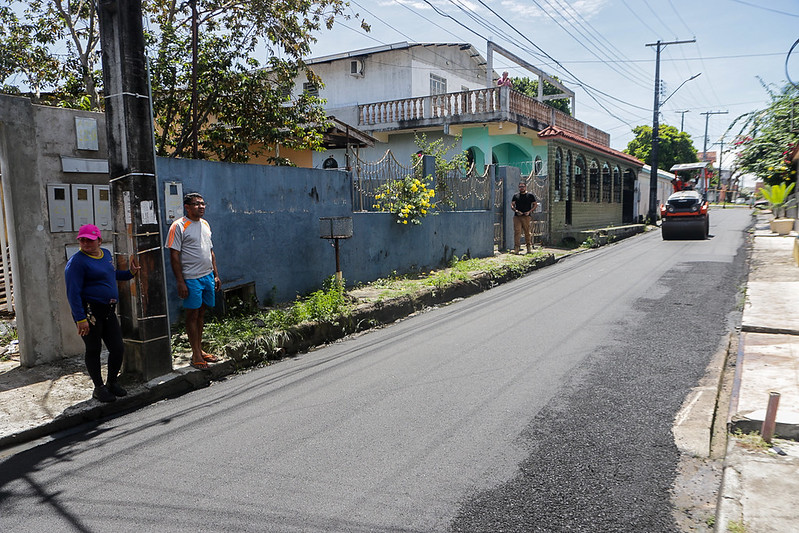 Asfalta Manaus amplia serviços de recapeamento asfáltico no Japiim e