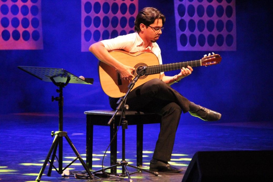 Robert Ruan violão