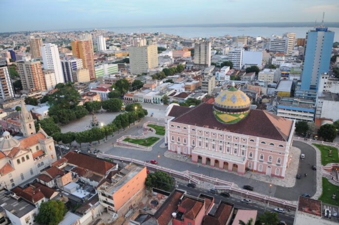 Vista Aérea Do Teatro Amazonas e Largo De São Sebastião. Foto:Michael Dantas