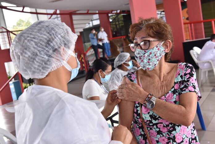Vacinação Manaus | Foto: Dhyeizo Lemos / Semcom