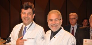 Dr. Marcelo Queiroga e Dr. Luiz Henrique Mandetta | Foto: Internet