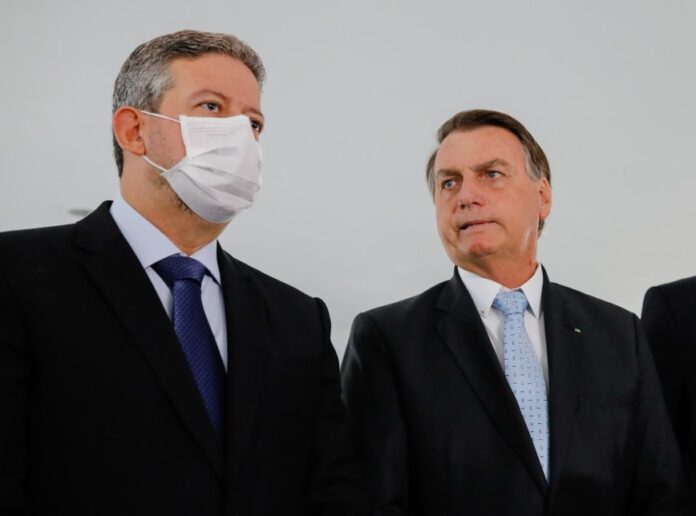 Presidente Jair Bolsonaro com Presidente da câmara Arthur Lira | Foto: Poder 360