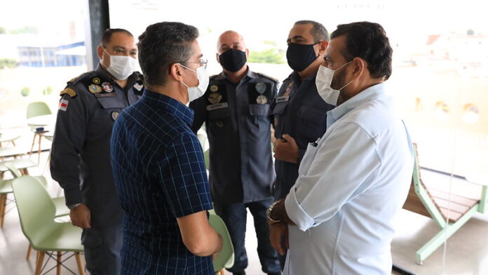 Coronel Louismar Bonates e Prefeito de Manaus, David Almeida | Foto: Luiz Carlos Gomes