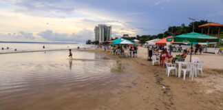 CHEIA 2021: Praia da Ponta Negra em Manaus | Foto: Marcely Gomes/Semcom