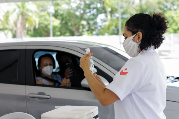 Vacinação Covid-19 SEMSA Manaus