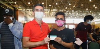 Dia "D" David Almeida Vacinação Gripe Manaus
