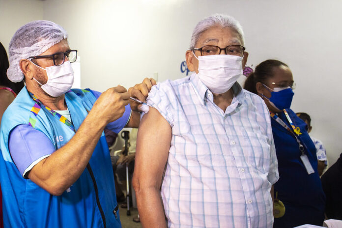 Vacinação Covid-19 Manaus Terceira Dose